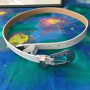 White western buckle style belt NWOT